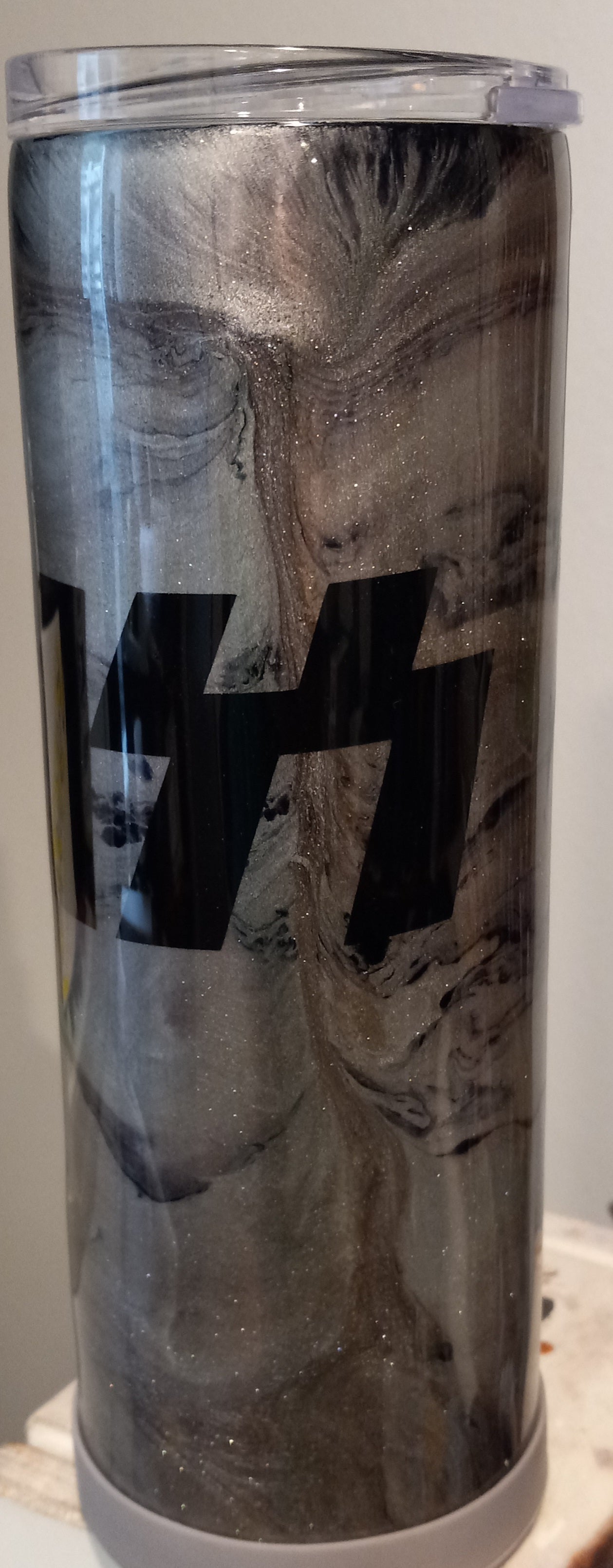 20 oz kiss stainless steel tumbler